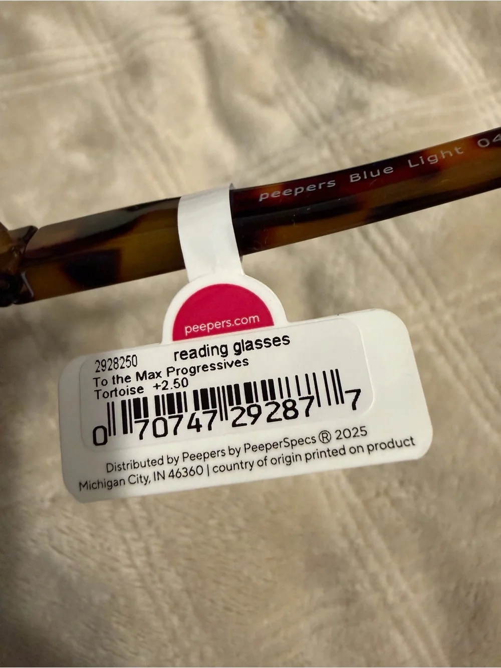 NWT Progressive Peepers.